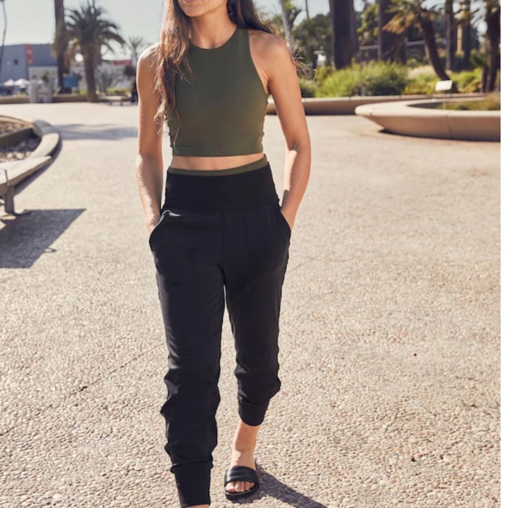Athleta Venice Jogger size S in black